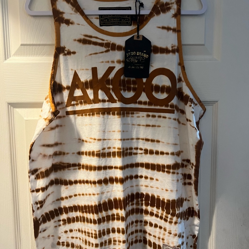 Akoo Tank shirt mens size L. Rare design! BNWT! Get it before it’s gone!